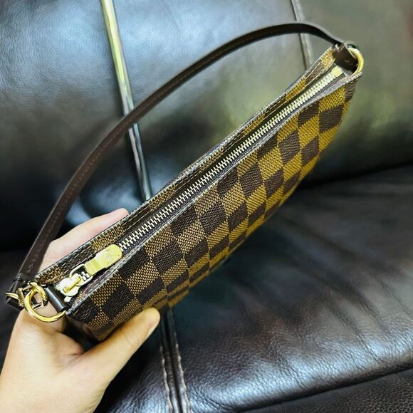 Louis Vuitton Pochette Accessories Damier Ebene - Picture 6 of 15